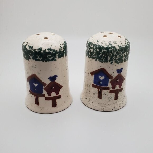 Gibson Other - Gibson's Bird House Salt & Pepper Shakers
